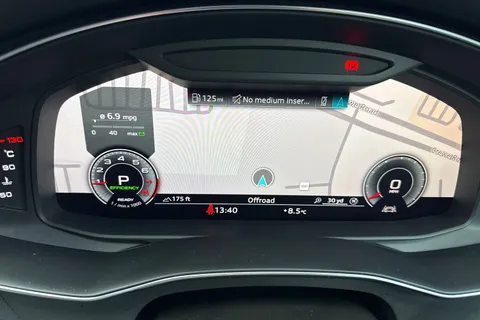 RO71OXN Audi A6 Avant Avant Black Edition 45 TFSI quattro 265 PS S tronic Thumbnail #31