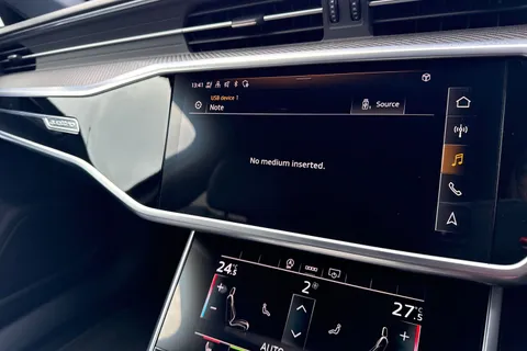 RO71OXN Audi A6 Avant Avant Black Edition 45 TFSI quattro 265 PS S tronic Thumbnail #35