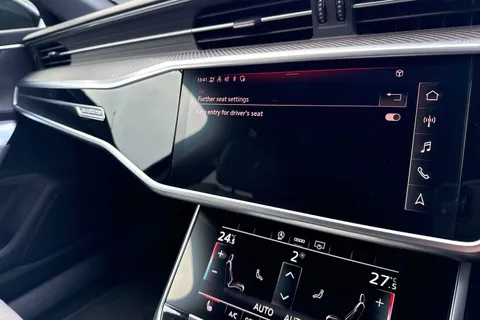 RO71OXN Audi A6 Avant Avant Black Edition 45 TFSI quattro 265 PS S tronic Thumbnail #42