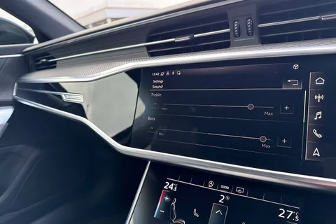 RO71OXN Audi A6 Avant Avant Black Edition 45 TFSI quattro 265 PS S tronic Thumbnail #49