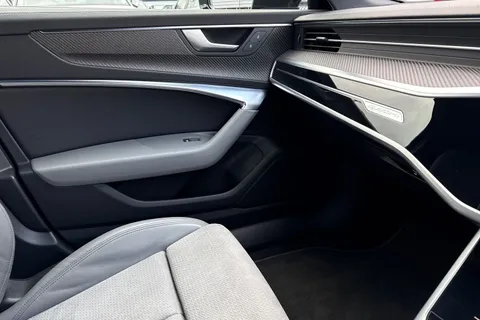 RO71OXN Audi A6 Avant Avant Black Edition 45 TFSI quattro 265 PS S tronic Thumbnail #58