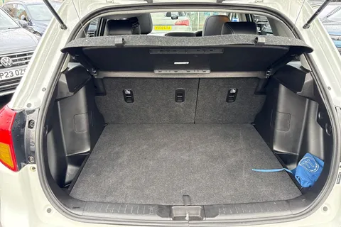 PK16CFX Suzuki Vitara 1.6 SZ5 Auto ALLGRIP Euro 6 (s/s) 5dr Thumbnail #9