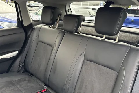 PK16CFX Suzuki Vitara 1.6 SZ5 Auto ALLGRIP Euro 6 (s/s) 5dr Thumbnail #13