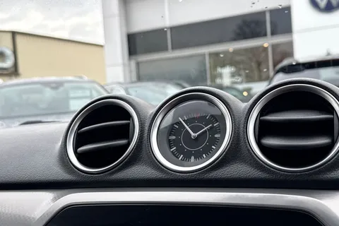 PK16CFX Suzuki Vitara 1.6 SZ5 Auto ALLGRIP Euro 6 (s/s) 5dr Thumbnail #37