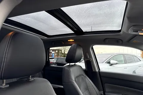 PK16CFX Suzuki Vitara 1.6 SZ5 Auto ALLGRIP Euro 6 (s/s) 5dr Thumbnail #39