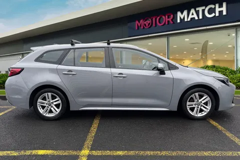 SH72KFR Toyota Corolla 1.8 VVT-h Icon Touring Sports CVT Euro 6 (s/s) 5dr Thumbnail #4