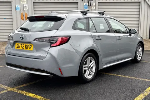 SH72KFR Toyota Corolla 1.8 VVT-h Icon Touring Sports CVT Euro 6 (s/s) 5dr Thumbnail #29