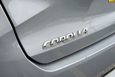 SH72KFR Toyota Corolla 1.8 VVT-h Icon Touring Sports CVT Euro 6 (s/s) 5dr Thumbnail #30