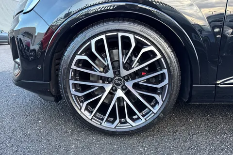  Audi SQ7 4.0 TFSI V8 Black Edition Tiptronic quattro Euro 6 (s/s) 5dr Thumbnail #10
