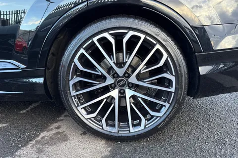  Audi SQ7 4.0 TFSI V8 Black Edition Tiptronic quattro Euro 6 (s/s) 5dr Thumbnail #11
