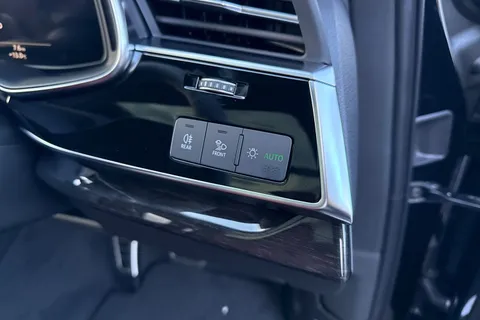  Audi SQ7 4.0 TFSI V8 Black Edition Tiptronic quattro Euro 6 (s/s) 5dr Thumbnail #35