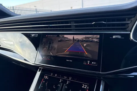  Audi SQ7 4.0 TFSI V8 Black Edition Tiptronic quattro Euro 6 (s/s) 5dr Thumbnail #51