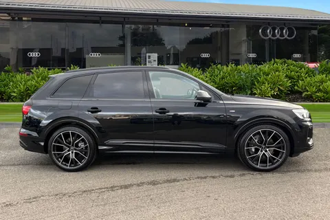 Audi Q7 3.0 TDI Quattro 286 Black Edition 5dr Tiptronic Thumbnail #4