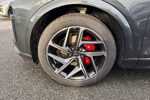  Audi Q6 E-Tron 100kWh Edition 1 Auto quattro 5dr Thumbnail #10