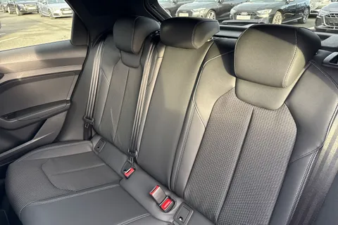  Audi A1 1.5 TFSI 35 Black Edition Sportback S Tronic Euro 6 (s/s) 5dr Thumbnail #19