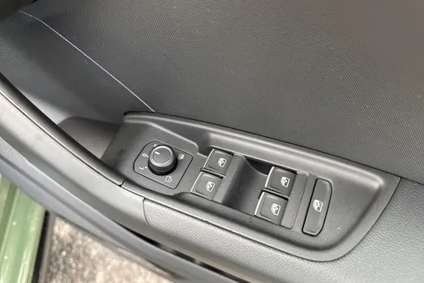  Audi A1 1.5 TFSI 35 Black Edition Sportback S Tronic Euro 6 (s/s) 5dr Thumbnail #21