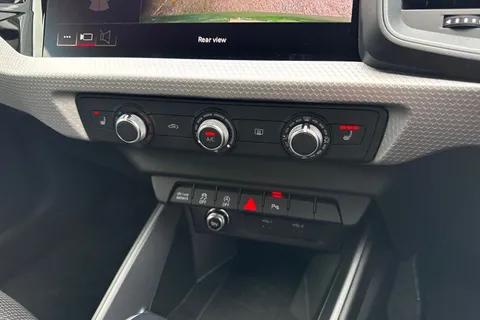  Audi A1 1.5 TFSI 35 Black Edition Sportback S Tronic Euro 6 (s/s) 5dr Thumbnail #22