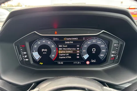  Audi A1 1.5 TFSI 35 Black Edition Sportback S Tronic Euro 6 (s/s) 5dr Thumbnail #34