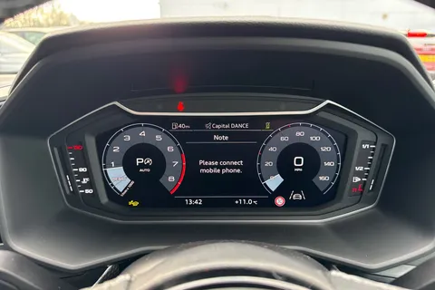  Audi A1 1.5 TFSI 35 Black Edition Sportback S Tronic Euro 6 (s/s) 5dr Thumbnail #35