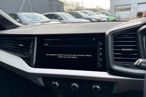  Audi A1 1.5 TFSI 35 Black Edition Sportback S Tronic Euro 6 (s/s) 5dr Thumbnail #40