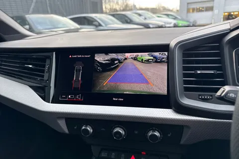  Audi A1 1.5 TFSI 35 Black Edition Sportback S Tronic Euro 6 (s/s) 5dr Thumbnail #44