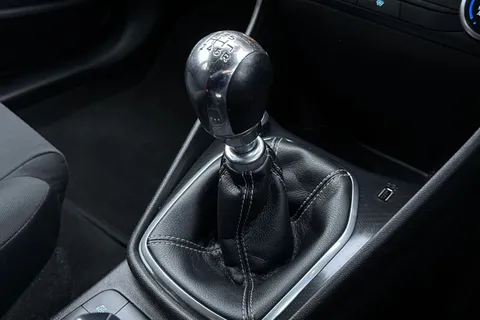 MV19XES Ford Fiesta 1.0T EcoBoost ST-Line Euro 6 (s/s) 5dr Thumbnail #20