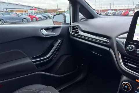 MV19XES Ford Fiesta 1.0T EcoBoost ST-Line Euro 6 (s/s) 5dr Thumbnail #41