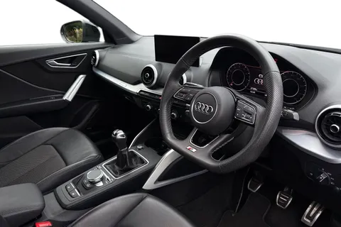 BD72UJL Audi Q2 Black Edition 35 TFSI 150 PS 6-speed Thumbnail #9