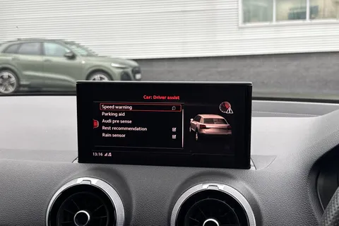 BD72UJL Audi Q2 Black Edition 35 TFSI 150 PS 6-speed Thumbnail #33