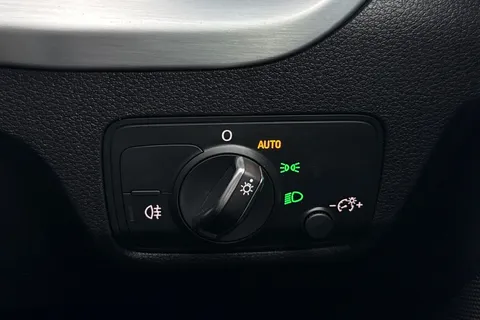 BD72UJL Audi Q2 Black Edition 35 TFSI 150 PS 6-speed Thumbnail #41