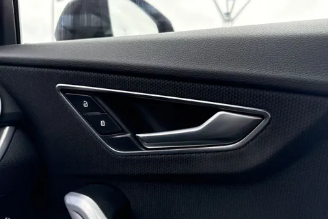 BD72UJL Audi Q2 Black Edition 35 TFSI 150 PS 6-speed Thumbnail #42