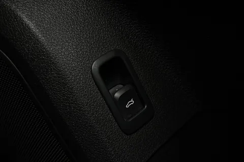 BD72UJL Audi Q2 Black Edition 35 TFSI 150 PS 6-speed Thumbnail #44