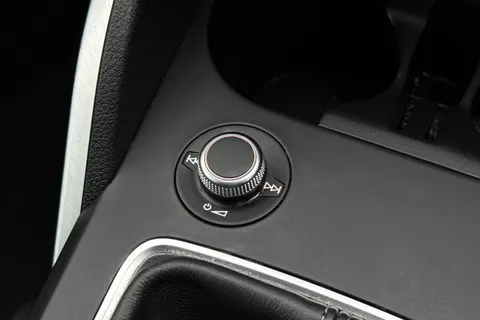 BD72UJL Audi Q2 Black Edition 35 TFSI 150 PS 6-speed Thumbnail #45