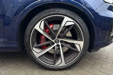 MP73XNV Audi SQ7 Black Edition TFSI 507 PS tiptronic Thumbnail #10