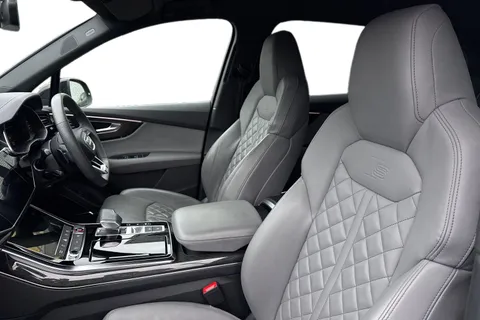 MP73XNV Audi SQ7 Black Edition TFSI 507 PS tiptronic Thumbnail #16