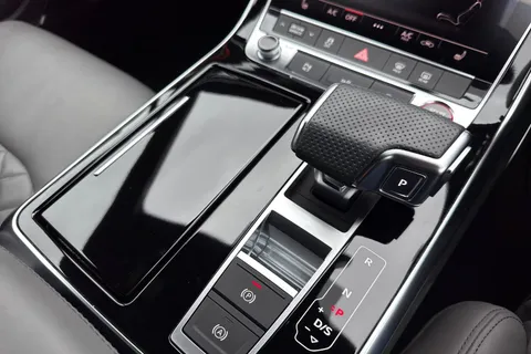 MP73XNV Audi SQ7 Black Edition TFSI 507 PS tiptronic Thumbnail #23