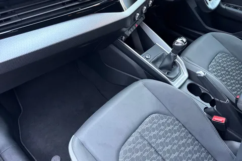 DA19FYY Audi A1 Sport 30 TFSI 116 PS 6-speed Thumbnail #21