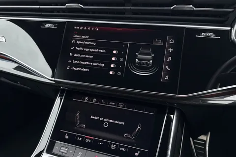 MP73XNV Audi SQ7 Black Edition TFSI 507 PS tiptronic Thumbnail #35