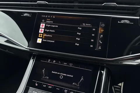MP73XNV Audi SQ7 Black Edition TFSI 507 PS tiptronic Thumbnail #40