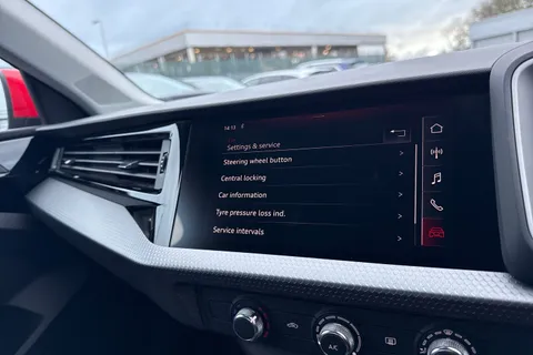 DA19FYY Audi A1 Sport 30 TFSI 116 PS 6-speed Thumbnail #39