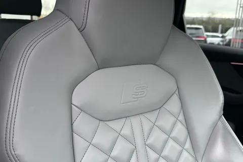 MP73XNV Audi SQ7 Black Edition TFSI 507 PS tiptronic Thumbnail #58