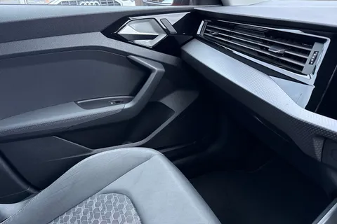 DA19FYY Audi A1 Sport 30 TFSI 116 PS 6-speed Thumbnail #56