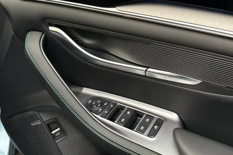 LC25KBZ BYD Seal U 1.5 DM-i 18.3kWh Design CVT Auto AWD Euro 6 (s/s) 5dr Thumbnail #42