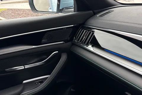 LC25KBZ BYD Seal U 1.5 DM-i 18.3kWh Design CVT Auto AWD Euro 6 (s/s) 5dr Thumbnail #58