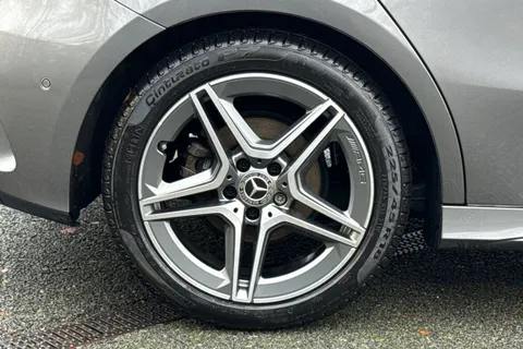 NG24SKN Mercedes-Benz A Class 1.3 A180h MHEV AMG Line (Premium) 7G-DCT Euro 6 (s/s) 5dr Thumbnail #11