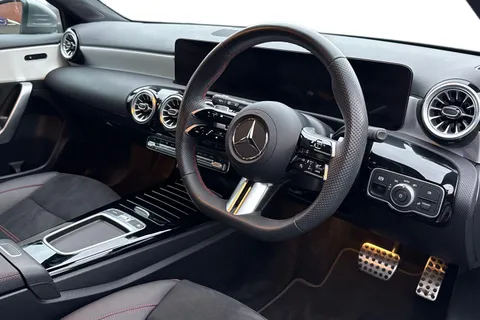 NG24SKN Mercedes-Benz A Class 1.3 A180h MHEV AMG Line (Premium) 7G-DCT Euro 6 (s/s) 5dr Thumbnail #14