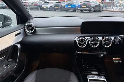 NG24SKN Mercedes-Benz A Class 1.3 A180h MHEV AMG Line (Premium) 7G-DCT Euro 6 (s/s) 5dr Thumbnail #20
