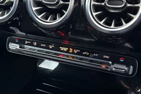 NG24SKN Mercedes-Benz A Class 1.3 A180h MHEV AMG Line (Premium) 7G-DCT Euro 6 (s/s) 5dr Thumbnail #22
