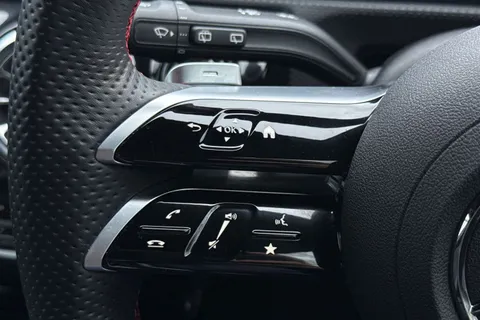 NG24SKN Mercedes-Benz A Class 1.3 A180h MHEV AMG Line (Premium) 7G-DCT Euro 6 (s/s) 5dr Thumbnail #41