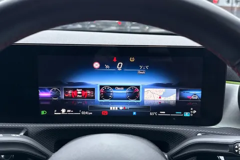 NG24SKN Mercedes-Benz A Class 1.3 A180h MHEV AMG Line (Premium) 7G-DCT Euro 6 (s/s) 5dr Thumbnail #43